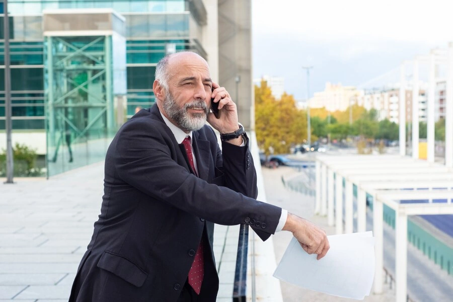 Cold Calling Agency in France: Get the Right Leads and Close the Deal—Every Time