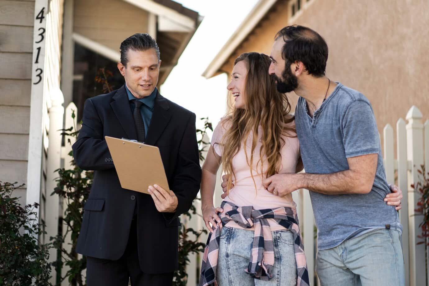 High-Intent Leads for Estate Agents