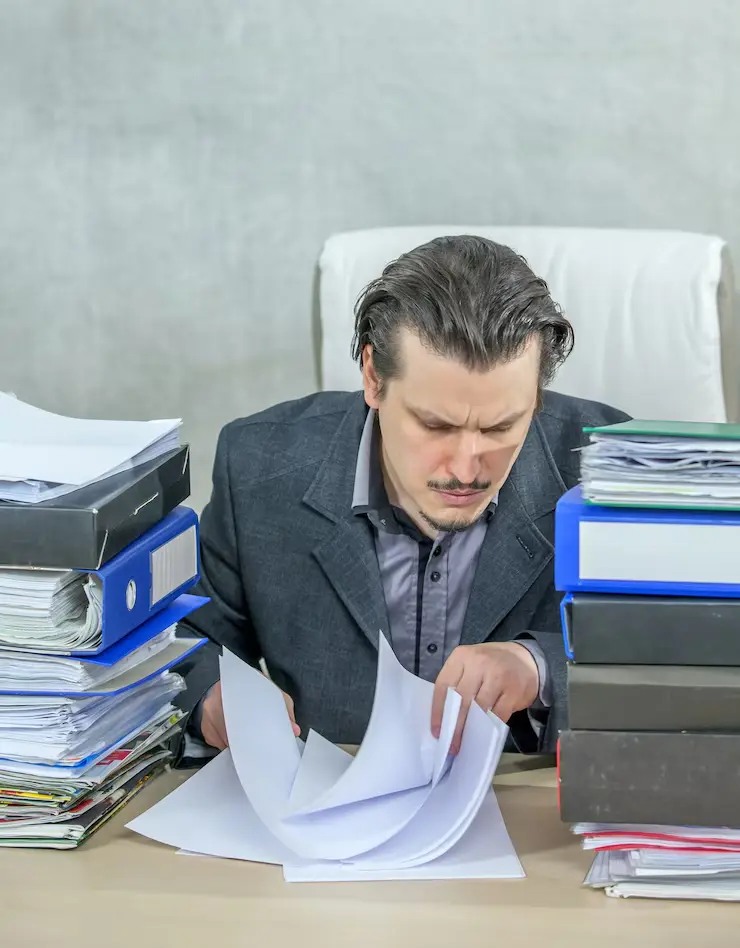 Vertical shot young businessman working from his office concept hard work 181624 23237