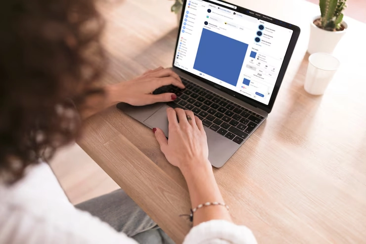 LinkedIn Outreach Using Fund Signals