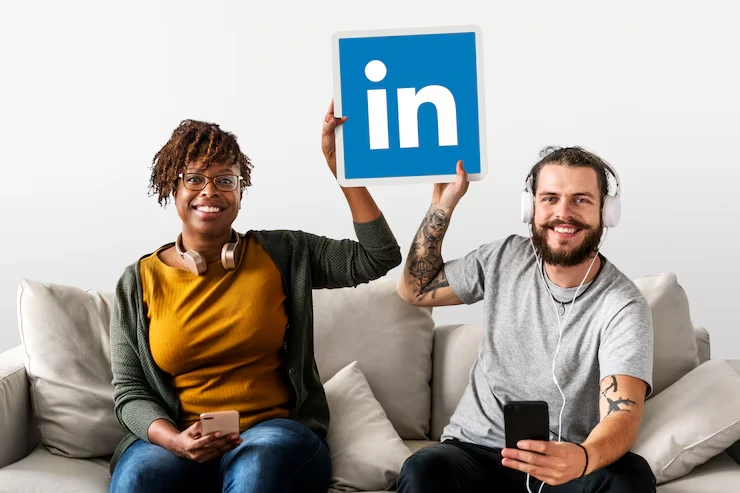 Social media strategists demonstrate LinkedIn lead generation strategy and audience targeting approach