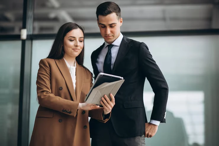 Hiring Intent Signals That Find Companies Actively Hiring