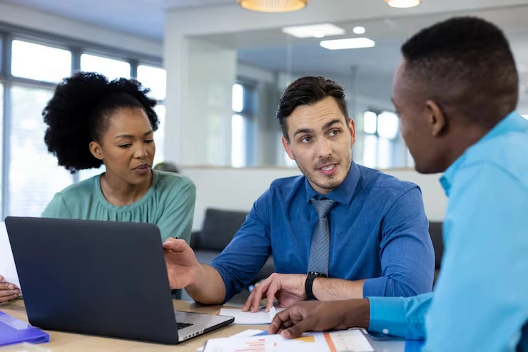 LinkedIn Profile Rewrite for Clarity, Credibility & Conversion