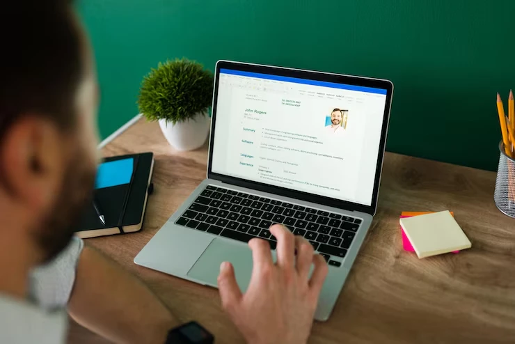 LinkedIn Profile Positioning That Builds Credibilitys