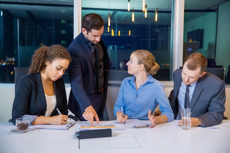 Hedge Fund LinkedIn Lead Generation Services