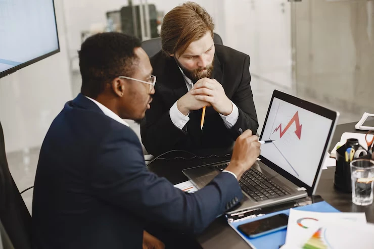UK Commercial Market Insights for Revenue Growth Strategy Agency