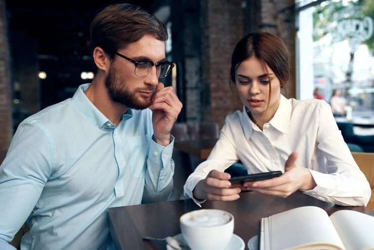 Call Messaging That Gives Prospects a Reason to Listen